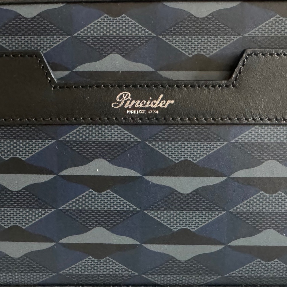 Pineider Odette Crossbody - Picture 11 of 16